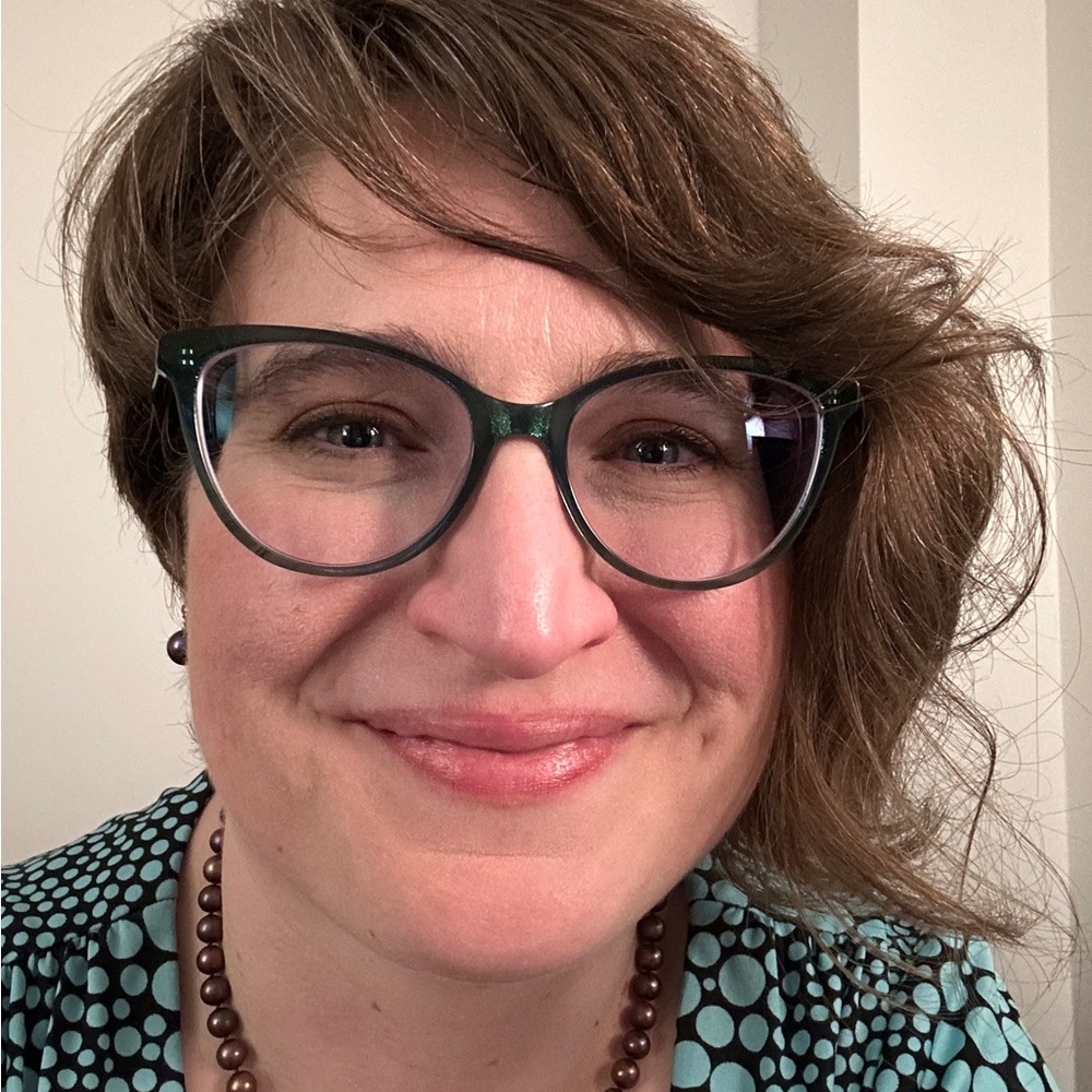 Meet your Posher, Jennifer